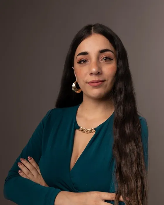 Fernanda Alcalá, equipo de Zona Wireless